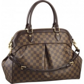 Stejný tvar kabelky jako je Louis Vuitton Trevi PM Damier Canvas