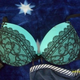 Modročerná push up podprsenka Censored