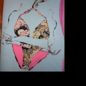 Zdobené zavazovací plavky Amisu - foto č. 1