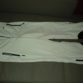 Bílé lyžařské kalhoty dámské zn. Killtec