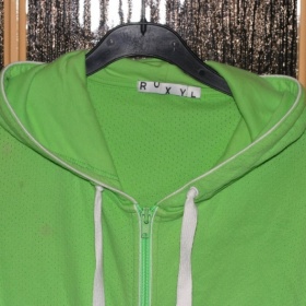 Zelená mikina značky Roxy