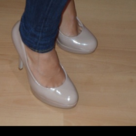 Nude lodičky Dorothy Perkins