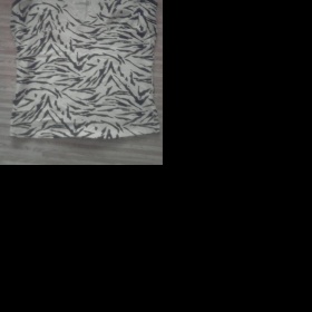 Zebrovaný top na ramínka z Terranovy