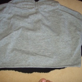 Šedé bolerko značky  Fishbone