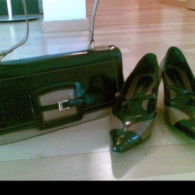 Kožená hnědá kabelka se střevíci Coccinelle