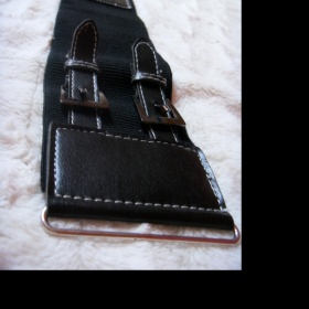 Černý pásek do pasu