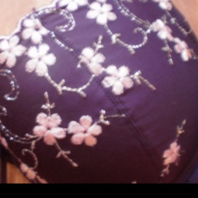 Fialová podprda New Yorker