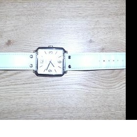 Dámské bílé hodinky Quartz - foto č. 1