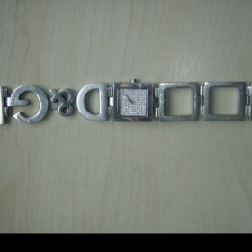 Stříbrné hodinky DaG