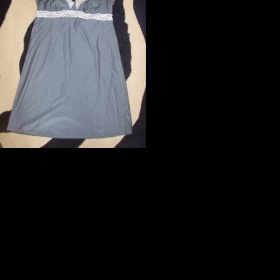 Śedá košilka  s krajkou značky Tezenis