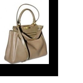 Nude kabelky v Praze